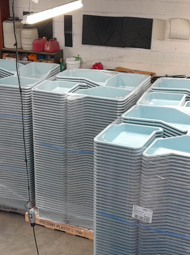 Baggage tubs