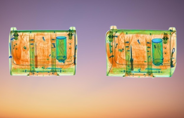3-D x ray baggage scanner used in airport screening